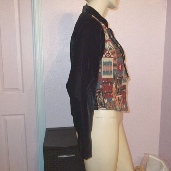 Vtg Circle T Velvet Tapestry Jacket Size S Western Cowgirl Military Crop Navajo - Picture 7 of 11